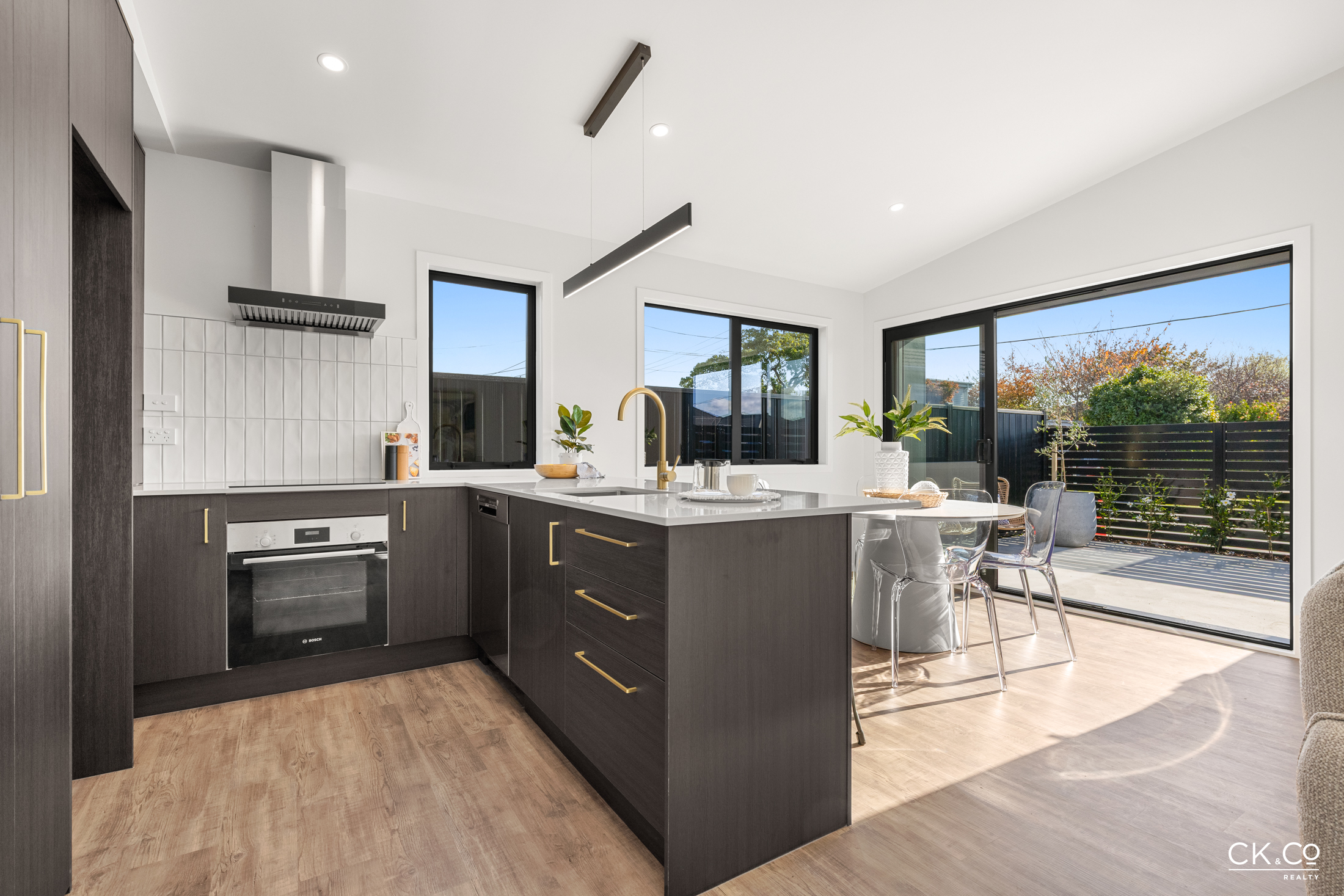 Modern kitchen with indoor-outdoor flow